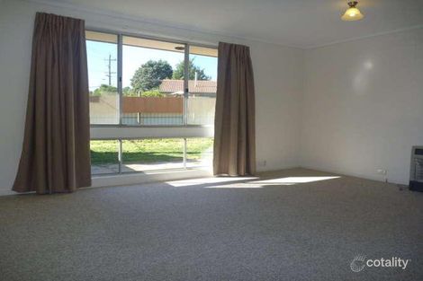 Property photo of 16 Wargila Place Giralang ACT 2617