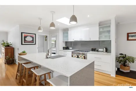 Property photo of 42 Seahaze Drive Torquay VIC 3228
