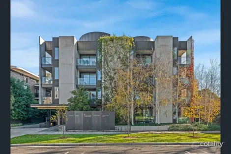 202/12 Queen St, Blackburn, VIC 3130