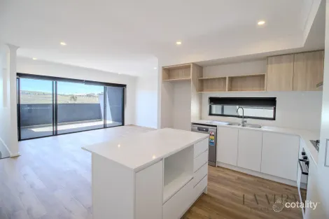 Property photo of 33 Bovine Crescent Donnybrook VIC 3064