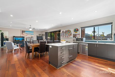 Property photo of 11 Speechley Court Sale VIC 3850