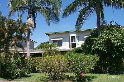 14 Annerley Ave, Runaway Bay, QLD 4216