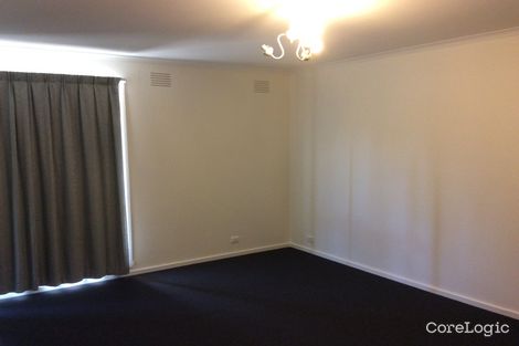 Property photo of 10 Bass Court Melton South VIC 3338