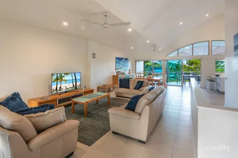 Property photo of 2/14 Whitsunday Boulevard Hamilton Island QLD 4803