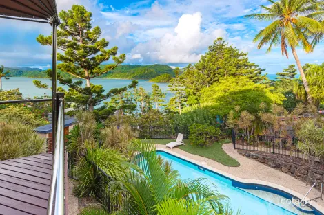 2/14 Whitsunday Bvd, Hamilton Island, QLD 4803