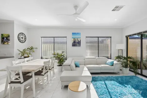 Property photo of 1/33 Boundary Road St James WA 6102