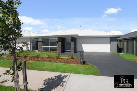 8 Marlowe Ave, Anambah, NSW 2320