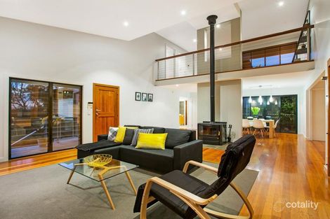 Property photo of 3 Fig Tree Close Mackenzie QLD 4156