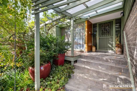 Property photo of 5 Wood Place Chifley ACT 2606