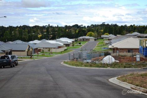 Property photo of 24 Centennial Crescent Orange NSW 2800