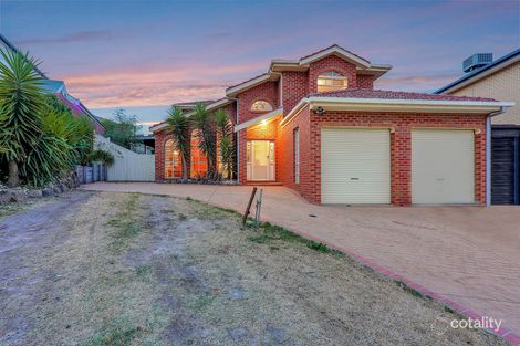 14 Knight Cres, Roxburgh Park, VIC 3064