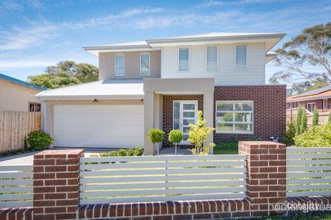 9a Campbell Gr, Mornington, VIC 3931