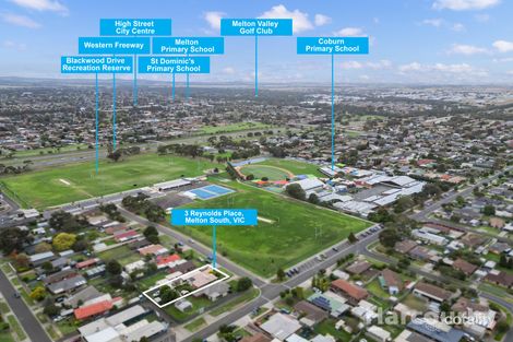 Property photo of 3 Reynolds Place Melton South VIC 3338