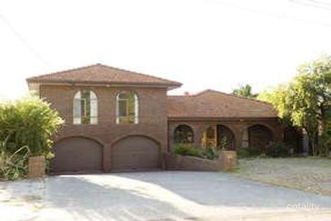 10 Barrow Cres, Shelley, WA 6148