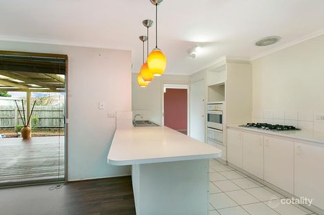 Property photo of 10 Oates Court Cranbourne North VIC 3977