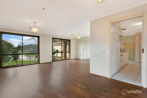 Property photo of 10 Oates Court Cranbourne North VIC 3977