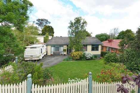 Property photo of 16 Simpson Drive Mount Waverley VIC 3149