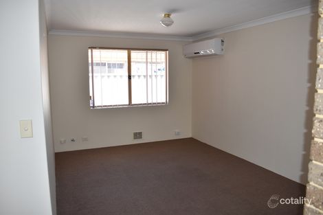 Property photo of 75 Seminole Gardens Seville Grove WA 6112