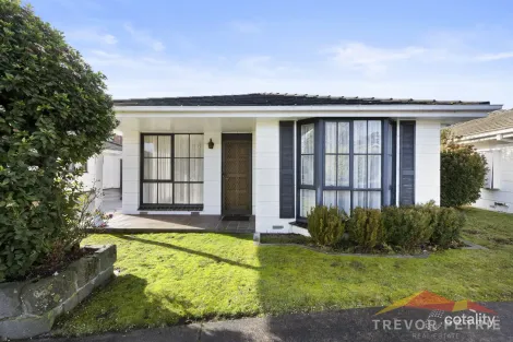 11/464 Wendouree Pde, Lake Wendouree, VIC 3350