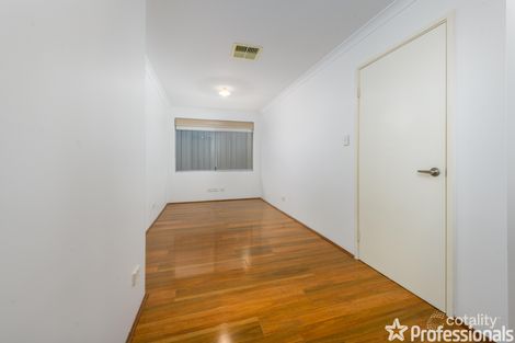 Property photo of 5 Kersey Path Wellard WA 6170
