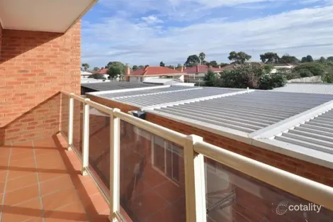 Property photo of 2/10 John Street St Albans VIC 3021