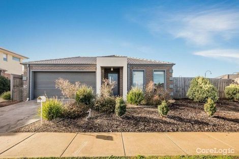 Property photo of 19 Birdswing Terrace Melton South VIC 3338