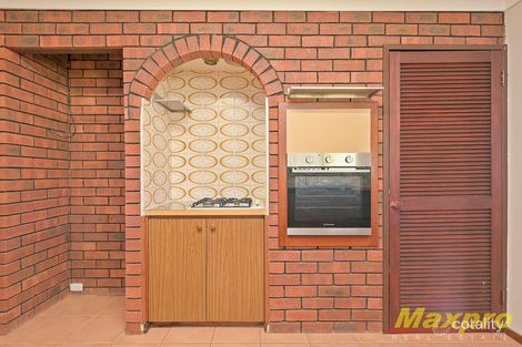 Property photo of 28 Hibbertia Crescent Riverton WA 6148