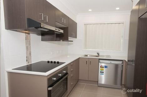 Property photo of 5/39 River Road Bundamba QLD 4304