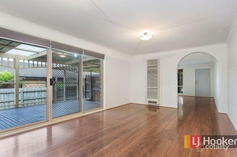 Property photo of 4 McGill Court Pakenham VIC 3810