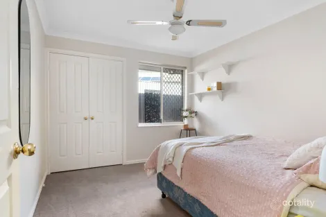 Property photo of 25 Hefron Circle Somerville WA 6430