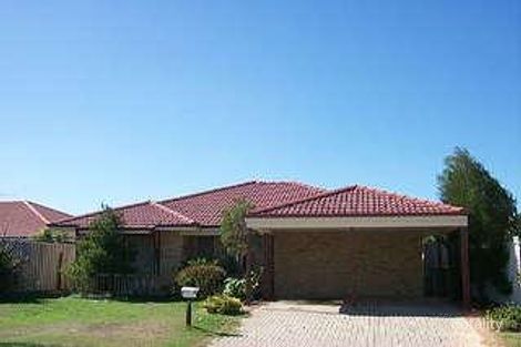 4 Oblate Rtt, Queens Park, WA 6107