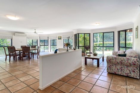 Property photo of 28 Killarney Place Chermside West QLD 4032