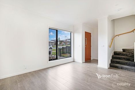 Property photo of 59 Soho Boulevard Berwick VIC 3806