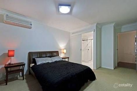 Property photo of 15 Waverley Park Close Oxenford QLD 4210