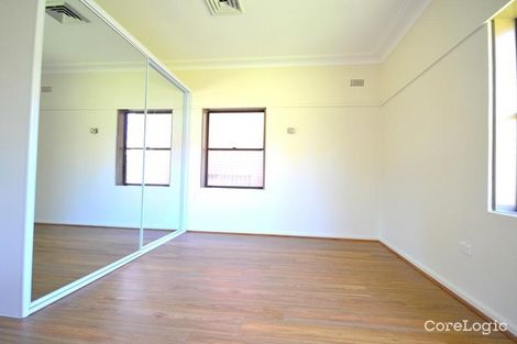 Property photo of 32 Simmons Road Kingsgrove NSW 2208