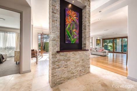 Property photo of 3182 Riverleigh Drive Hope Island QLD 4212