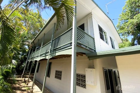 1 Wildsoet St, Wongaling Beach, QLD 4852