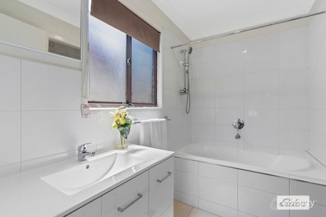 Property photo of 3 Holcus Court Crestmead QLD 4132