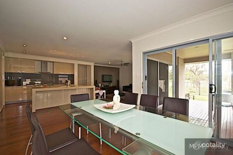 Property photo of 106 Arun Drive Arundel QLD 4214