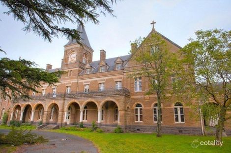 18a/300 Gillies St N, Wendouree, VIC 3355