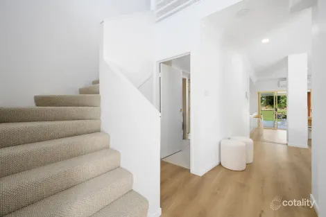 Property photo of 8114 Magnolia Gardens Court Hope Island QLD 4212