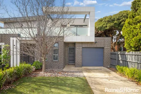 Property photo of 8A Schofield Street Essendon VIC 3040