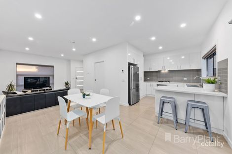 Property photo of 2A Baynton Avenue Sunshine North VIC 3020