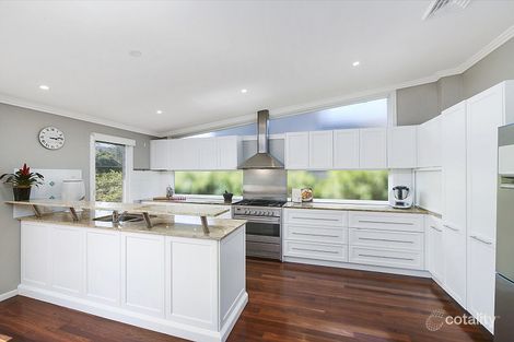 Property photo of 33 Sunshine Drive Point Clare NSW 2250
