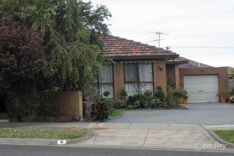 8 Traphina Ct, Oakleigh South, VIC 3167