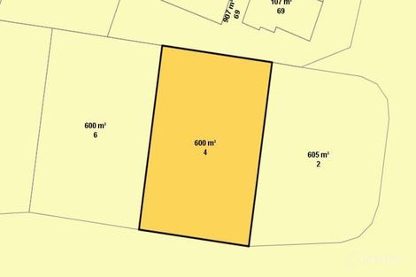 Property photo of 4 Sinclair Place Ningi QLD 4511