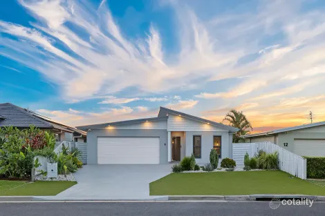 Property photo of 14 Lobelia Crescent Casuarina NSW 2487