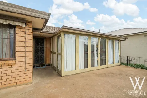 Property photo of 228 Lambert Street Bathurst NSW 2795