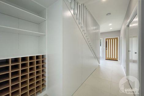 Property photo of 1 View Street Holland Park QLD 4121