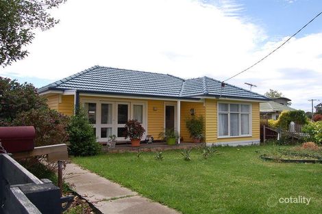 Property photo of 11 Central Avenue Seaholme VIC 3018